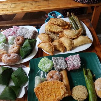 Warung Pak Din - Pilihan Kuih Muih Menarik